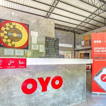 Oyo 585 Freedom Hostel @ Phi Phi Екстер'єр фото