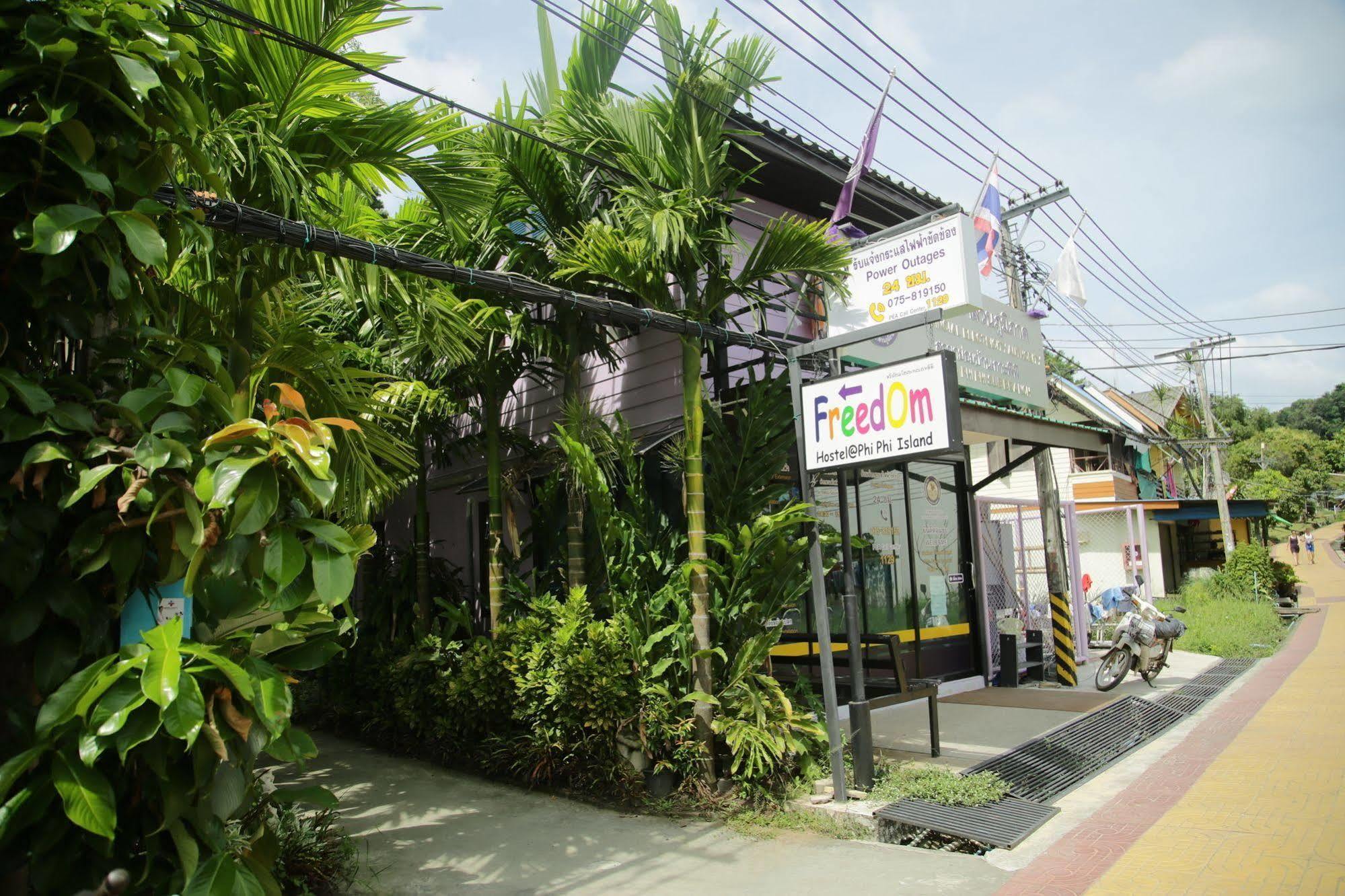 Oyo 585 Freedom Hostel @ Phi Phi Екстер'єр фото