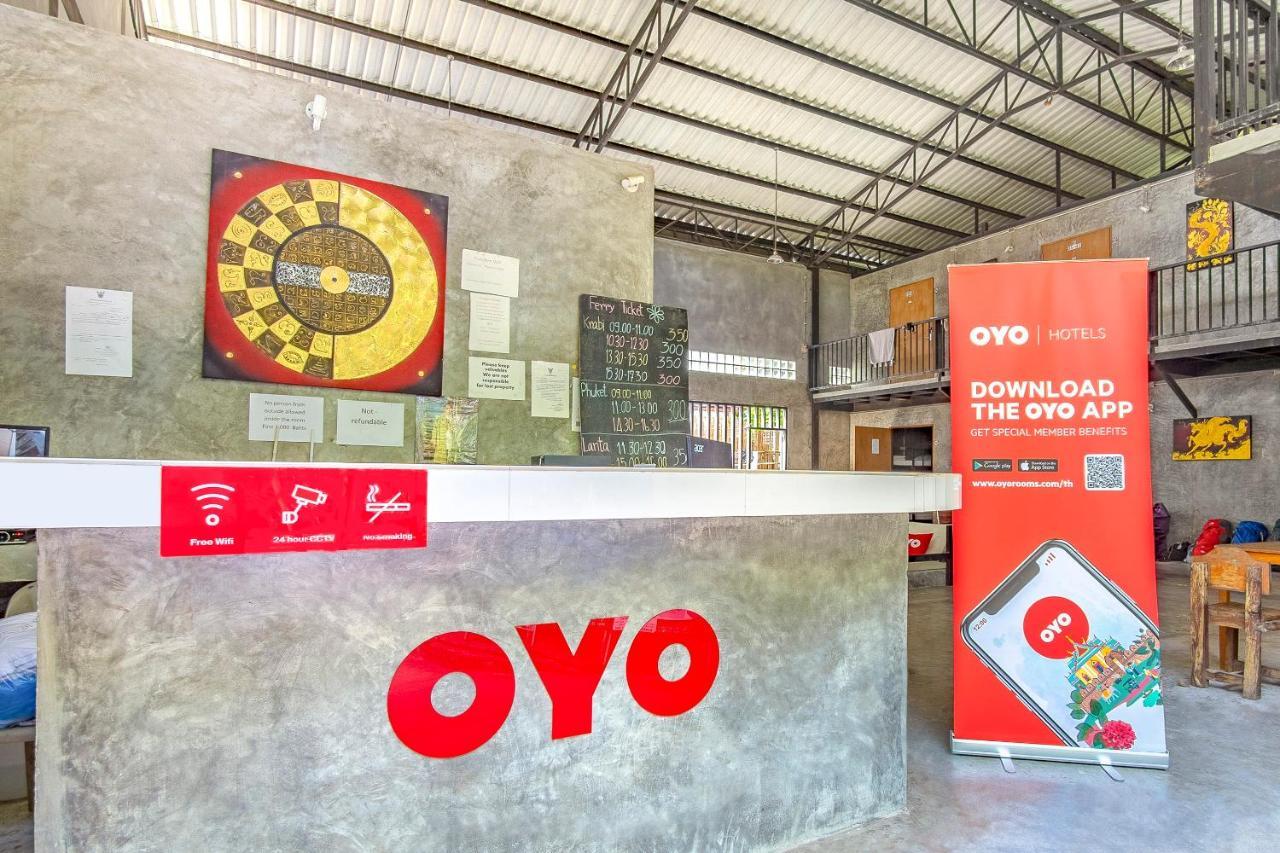 Oyo 585 Freedom Hostel @ Phi Phi Екстер'єр фото