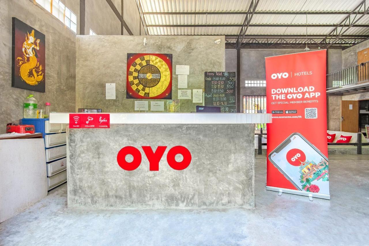 Oyo 585 Freedom Hostel @ Phi Phi Екстер'єр фото